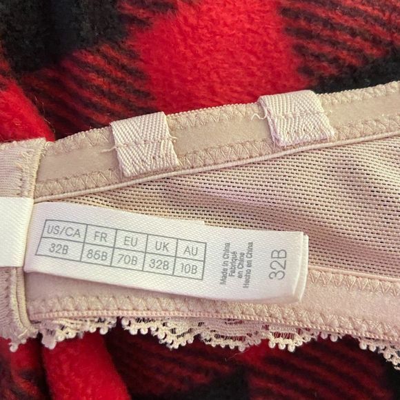 NWT ON GOSSAMER Beige Strapless Bra with Lace Straps (32B) - Picture 6 of 8